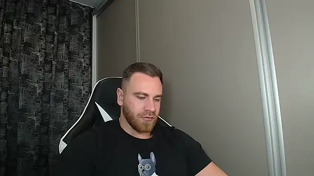 Thori92 online show from November 7, 2025, 5:57 pm