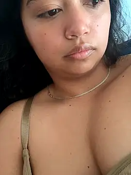 Peach Girll online show from May 25, 2026, 6:58 pm