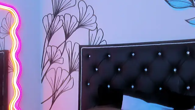 Sweet Ariadna  online show from March 29, 2026, 12:05 pm