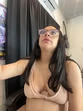 Ninnfa online show from October 10, 2025, 10:53 pm