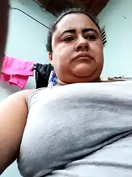 Snapshot of Monseratte21 chatting on January 27, 2025, 10:06 pm Monseratte21 online show from January 27, 2025, 10:06 pm