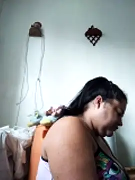 Monseratte21 online show from November 28, 2025, 12:41 pm