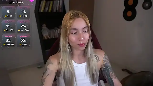 Saucy Jenn online show from September 13, 2025, 3:50 am