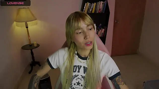 Saucy Jenn online show from February 7, 2026, 2:59 am