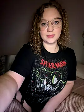 EmmieRae online show from December 2, 2025, 5:13 am