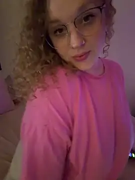 EmmieRae online show from February 21, 2026, 2:01 am