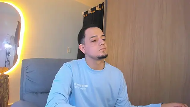 alejandro calderon1 online show from February 8, 2025, 4:25 am