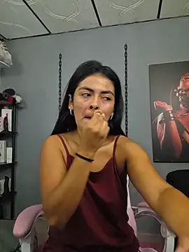 Snapshot of Hannah-grace chatting on February 3, 2026, 10:42 am Hannah-grace online show from February 3, 2026, 10:42 am