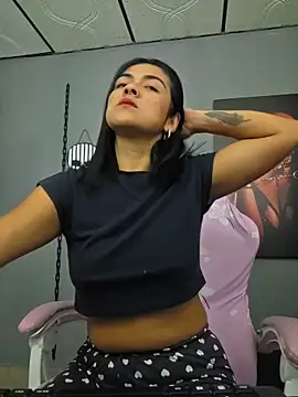 Snapshot of Hannah-grace chatting on February 17, 2026, 9:28 am Hannah-grace online show from February 17, 2026, 9:28 am