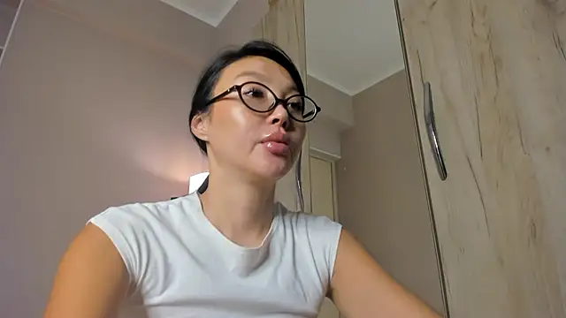 Snapshot of keiko_hot chatting on June 9, 2026, 3:18 am keiko hot online show from June 9, 2026, 3:18 am