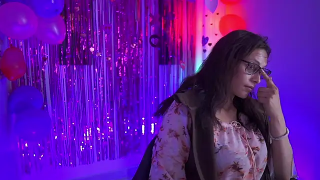 Kyomi chang online show from September 23, 2025, 1:14 pm