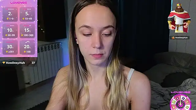 SexyCocobutt online show from December 3, 2025, 1:09 pm