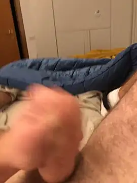 MagicKenzo99 online show from December 19, 2024, 5:50 pm