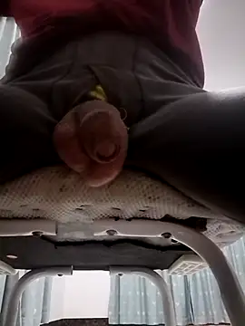 Snapshot of shezai1075461868 chatting on February 21, 2026, 5:47 pm shezai1075461868 online show from February 21, 2026, 5:47 pm