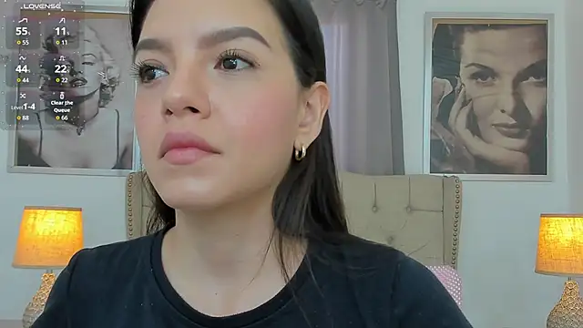 Snapshot of Beautyari_ chatting on May 20, 2026, 12:33 pm Beautyari online show from May 20, 2026, 12:33 pm
