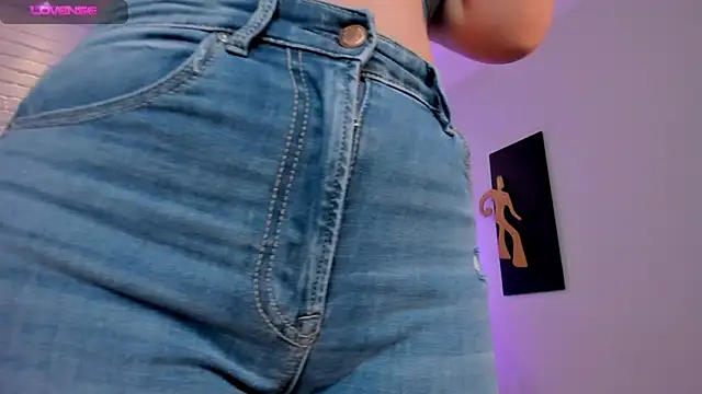 Snapshot of JennaOlsonX chatting on January 26, 2025, 4:51 pm JennaOlsonX online show from January 26, 2025, 4:51 pm