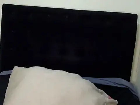 Sweettkendy online show from November 4, 2025, 11:59 pm