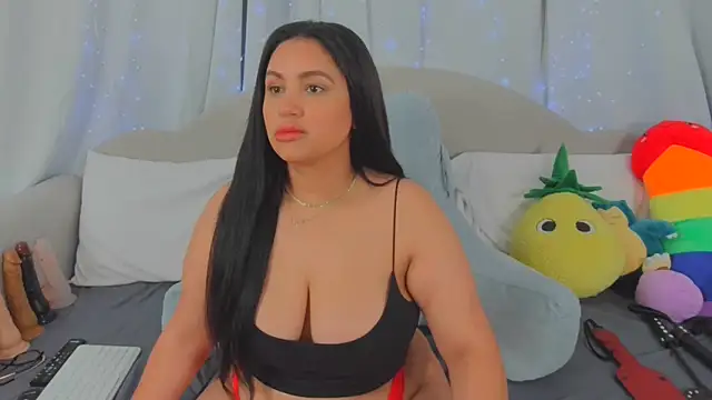 MeghanXO online show from April 3, 2026, 3:43 pm