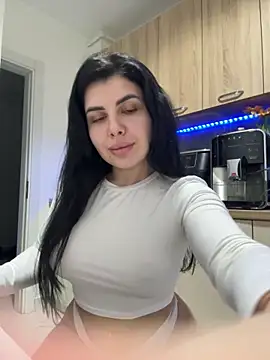 Scarlett-Dream online show from February 17, 2026, 7:05 am