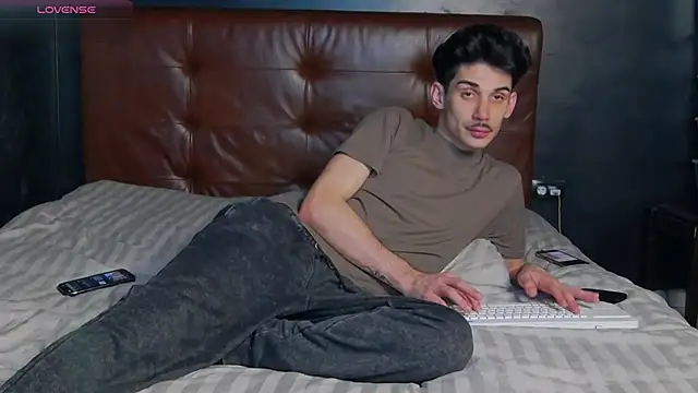 DanielCrush1 online show from March 15, 2026, 3:18 pm