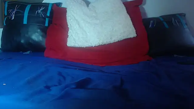 Queenofthenightx online show from February 20, 2025, 8:50 am