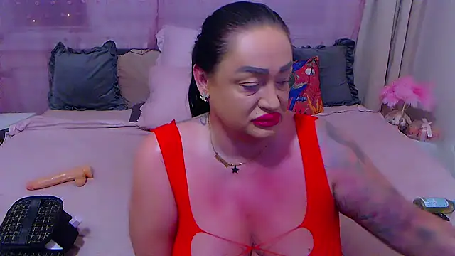 Snapshot of BustyVicky chatting on September 21, 2025, 8:43 pm BustyVicky online show from September 21, 2025, 8:43 pm
