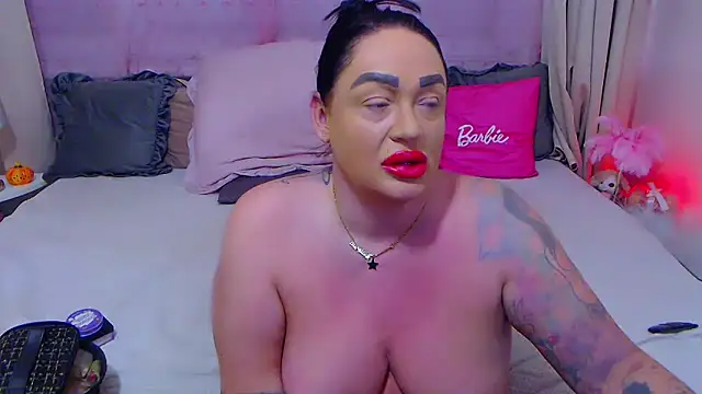 Snapshot of BustyVicky chatting on October 1, 2025, 8:59 pm BustyVicky online show from October 1, 2025, 8:59 pm