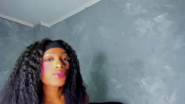 Snapshot of Emattaylor chatting on May 29, 2026, 11:52 am Emattaylor online show from May 29, 2026, 11:52 am