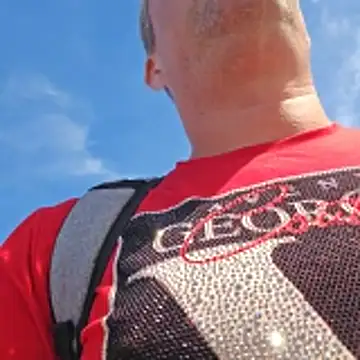 Trucker Hunter online show from February 4, 2026, 1:06 pm