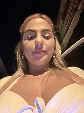 Snapshot of sammyqueenx21 chatting on March 23, 2025, 2:15 am sammyqueenx21 online show from March 23, 2025, 2:15 am