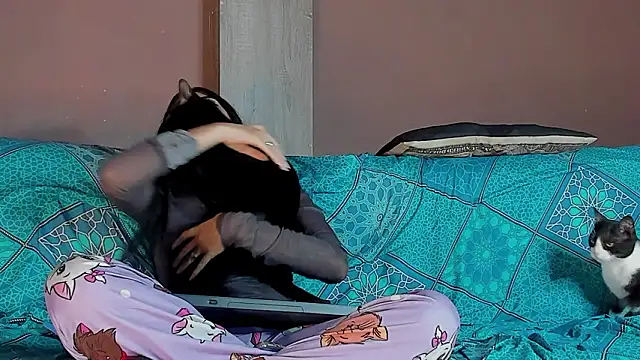 Snapshot of Aron_ford chatting on March 2, 2026, 4:14 am Aron ford online show from March 2, 2026, 4:14 am