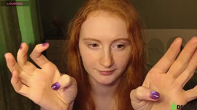 Snapshot of astoria_ross_ chatting on June 5, 2026, 3:07 pm astoria ross online show from June 5, 2026, 3:07 pm