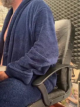 Snapshot of Noitelivre chatting on April 1, 2026, 7:53 am Noitelivre online show from April 1, 2026, 7:53 am