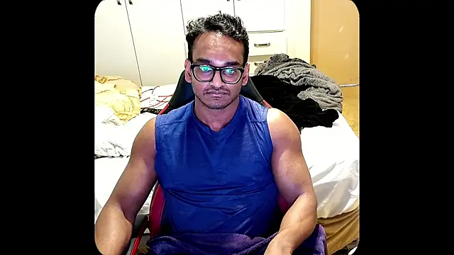 Snapshot of Theothermofo1 chatting on August 3, 2026, 10:57 pm Theothermofo1 online show from August 3, 2026, 10:57 pm