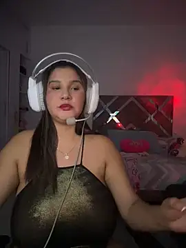 ValleryParker online show from November 10, 2025, 6:34 am