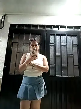 Latina sexy1 online show from April 13, 2026, 12:49 am