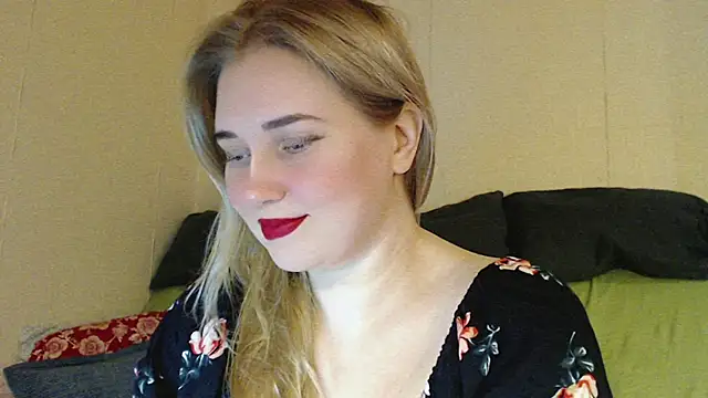 Snapshot of mmmPinUpGirl chatting on October 25, 2025, 5:51 pm mmmPinUpGirl online show from October 25, 2025, 5:51 pm