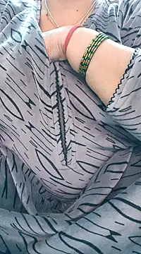 Snapshot of Kavya_XX chatting on January 6, 2025, 2:04 am Kavya XX online show from January 6, 2025, 2:04 am