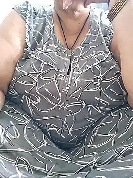 Snapshot of Kavya_XX chatting on September 12, 2025, 5:40 am Kavya XX online show from September 12, 2025, 5:40 am