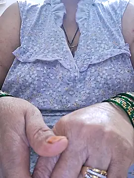 Snapshot of Kavya_XX chatting on November 5, 2025, 6:30 pm Kavya XX online show from November 5, 2025, 6:30 pm