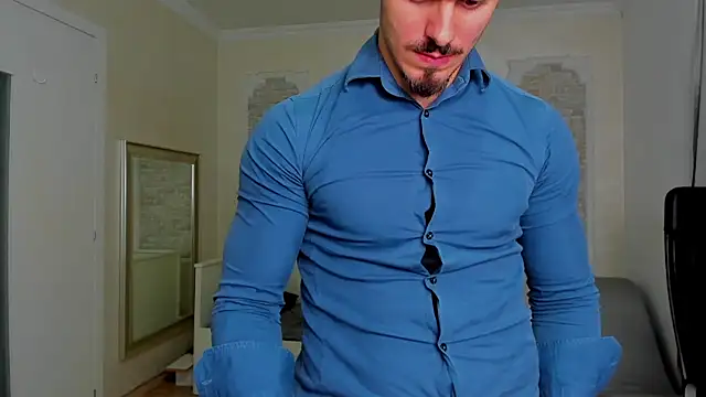 WilsonJules online show from December 7, 2024, 11:56 pm