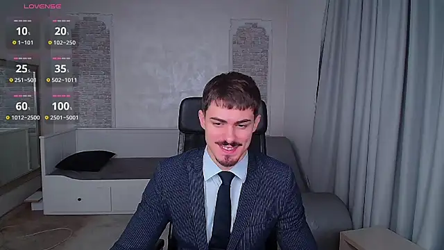 WilsonJules online show from December 9, 2024, 7:50 pm