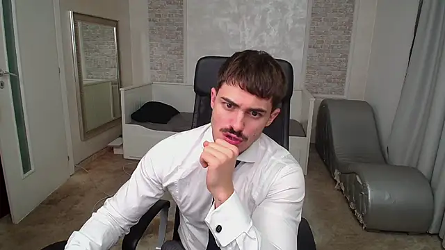 WilsonJules online show from December 13, 2024, 8:26 pm