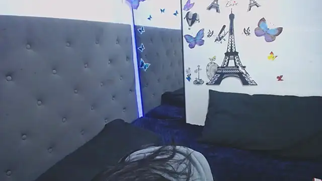 Delilah Blazee online show from October 3, 2025, 5:32 pm