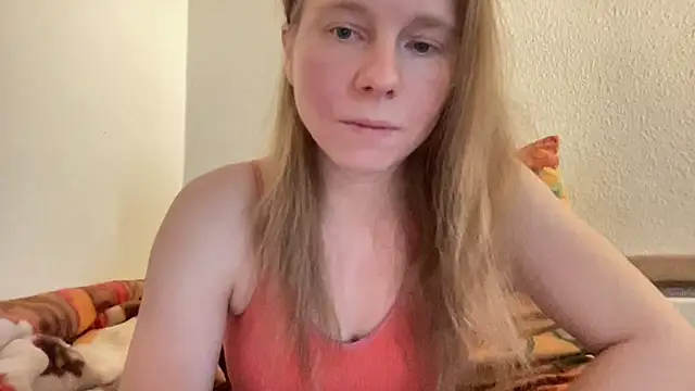 SweetLucy96 online show from March 21, 2025, 10:39 am