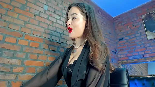 Snapshot of MistressMilana chatting on December 13, 2024, 9:20 pm MistressMilana online show from December 13, 2024, 9:20 pm