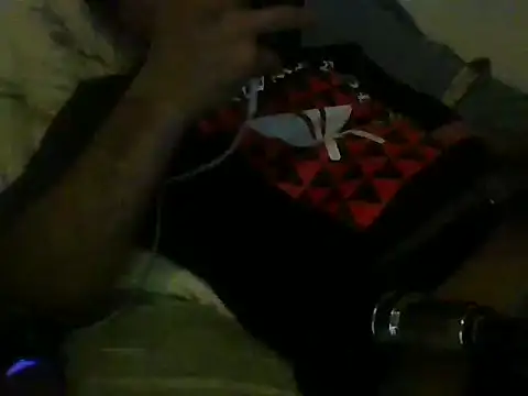 XjjripppX online show from October 3, 2025, 1:41 pm