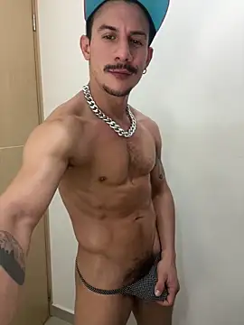 Snapshot of lazzon_bastion chatting on June 16, 2026, 1:30 am lazzon bastion online show from June 16, 2026, 1:30 am