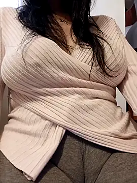 eva750 online show from February 27, 2025, 3:59 pm