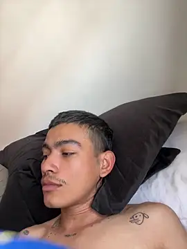 sorry-mom69 online show from November 30, 2025, 1:48 pm